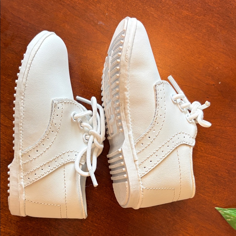 Angel White Kids Lace-Up Oxford Shoes - Picture 4 of 6